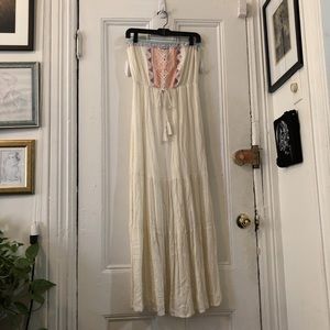 Flying tomato strapless maxi dress